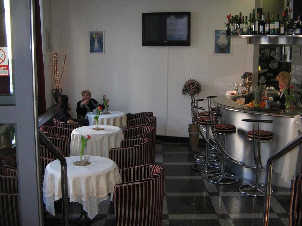 President Hotel Bratislava Eksteriør bilde
